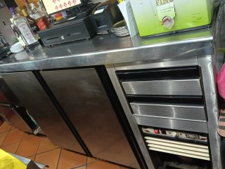 Cubiertos, platos y copas