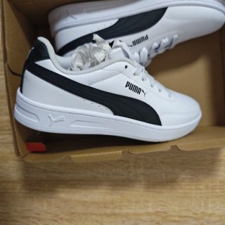 Sneakers Puma bianche e nere taglia 36 nuove