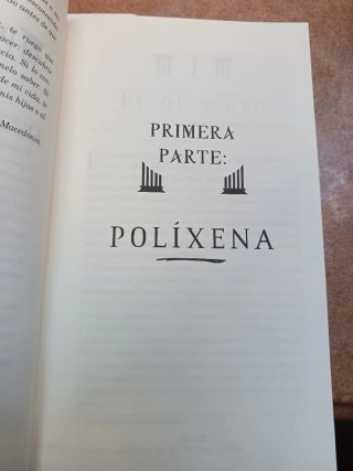 Olimpia hija de Neoptólem