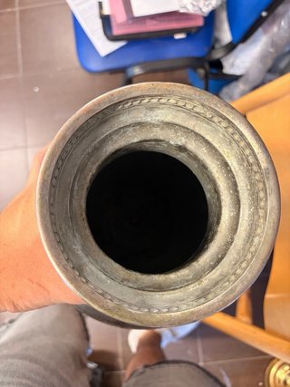 Dos Ánforas antiguas para trono o altar