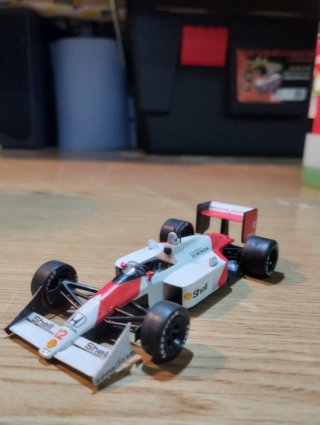 McLaren MP4/4 1988 1:43
