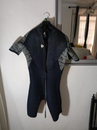 Neopreno Rip Curl corto corto talla L