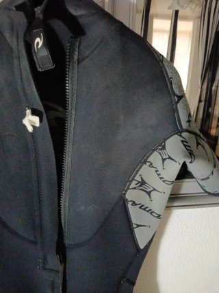 Neopreno Rip Curl corto corto talla L