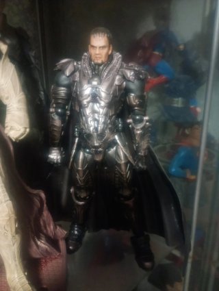 Figura General Zod DC Comics