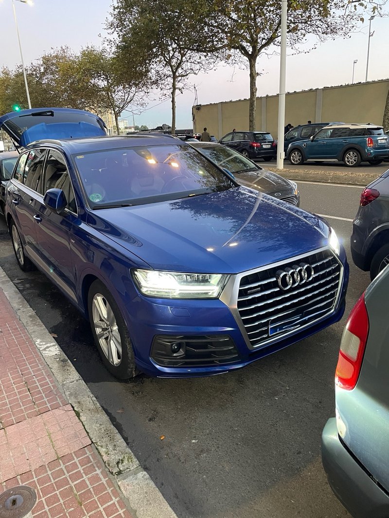 Audi Q7 2016 - foto 1