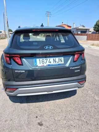 Hyundai Tucson  hybrid