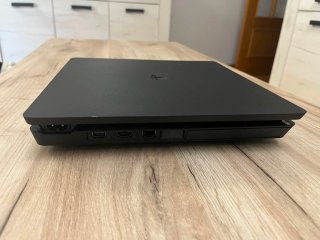 PS4 (PlayStation 4) Negra 1 TB + Mando inalambrico