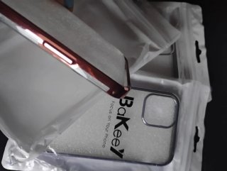 Lote 3 fundas Iphone 14 y 13  Nuevas sin estrenar