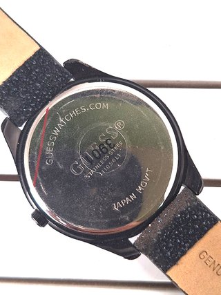 Reloj Guess Groupie Mujer Negro y Plateado Nuevo