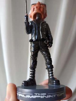 Figura Terminator Trump Bobblehead 18cm