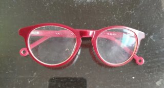 Gafas infantiles rojas