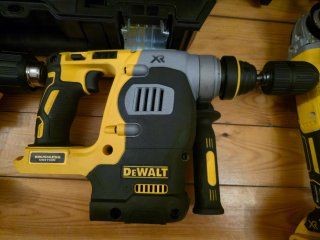 Kit Taladro y Atornillador DeWalt 18V
