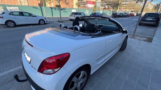 Peugeot 207CC 2010