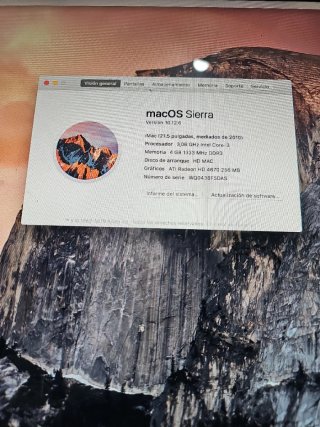 Imac Apple 2010 con teclado