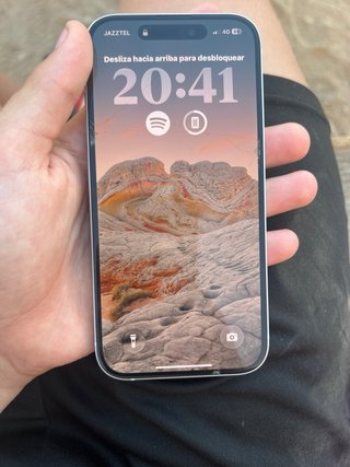 iPhone 15 256GB