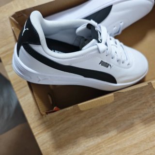 Puma sneakers bianche e nere taglia 38.5 nuove