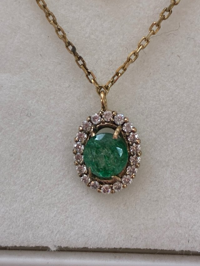 Colgante Oro 18k Esmeralda y Diamantes