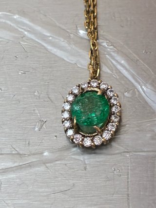 Colgante Oro 18k Esmeralda y Diamantes