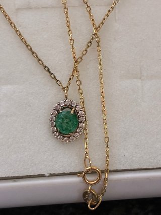 Colgante Oro 18k Esmeralda y Diamantes