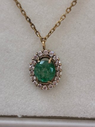 Colgante Oro 18k Esmeralda y Diamantes