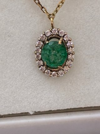 Colgante Oro 18k Esmeralda y Diamantes