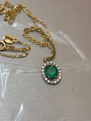 Colgante Oro 18k Esmeralda y Diamantes