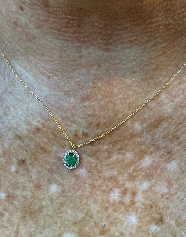 Colgante Oro 18k Esmeralda y Diamantes