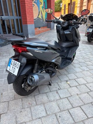 Zontes M310 Maxi Scooter Negra/Gris