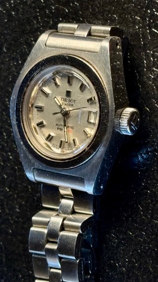 Reloj Vintage Tissot PR 516 Automático – Mujer