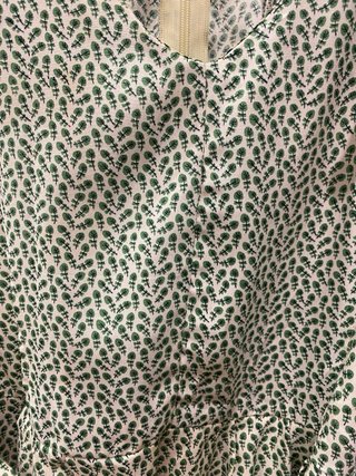 Vestido veraniego verde y beige