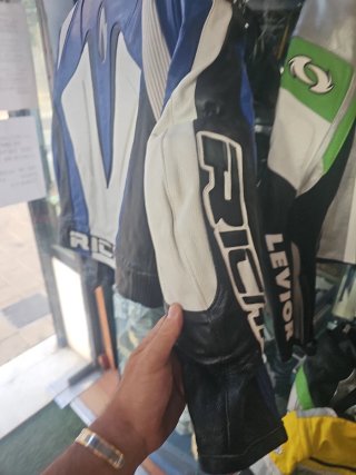 Chaqueta de cuero Richa para moto