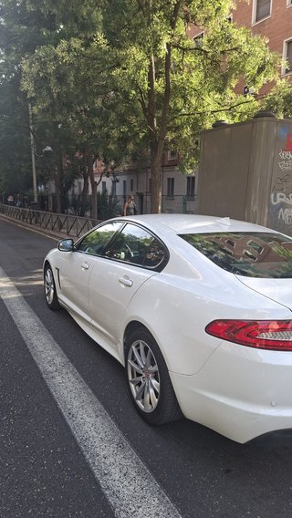 Jaguar XF 2.2D 200CV Black Line | 155.000 km