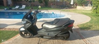 Suzuki Maxi Scooter /Gris executive .