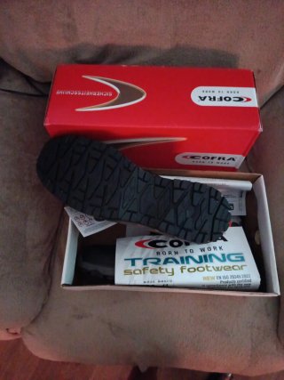 Zapatos de seguridad Cofra Talla 48