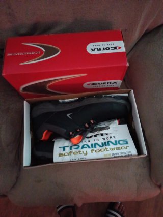 Zapatos de seguridad Cofra Talla 48