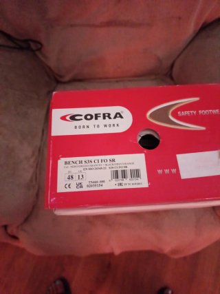 Zapatos de seguridad Cofra Talla 48