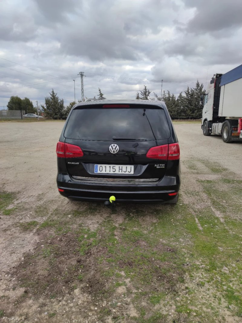 Volkswagen Sharan 2012 - foto 1