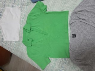 Tops Shein talla M. Diferentes modelos.