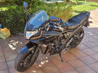 Suzuki Bandit 650 S