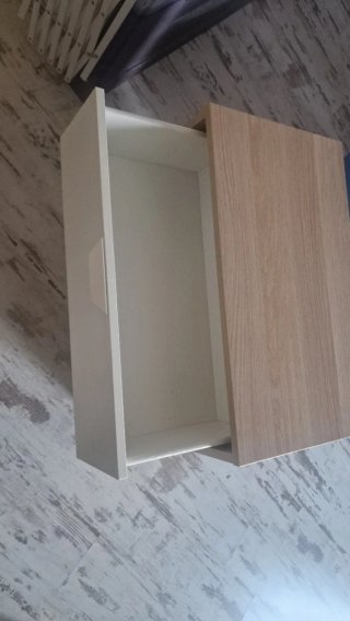 Cómodas de madera blancas y marroned 65 e/u
