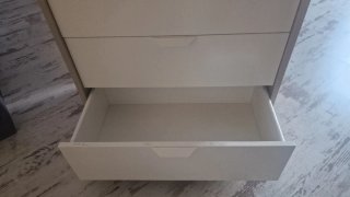 Cómodas de madera blancas y marroned 65 e/u