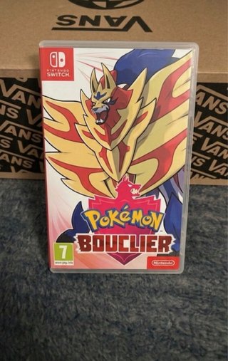 Nintendo Switch Pokémon Scudo