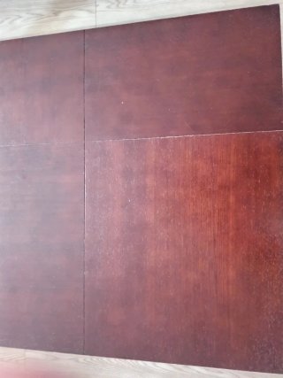 Mesa de centro de madera. An