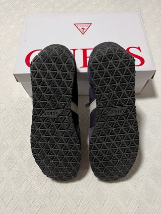 Zapatillas Guess Hombre Azul y Rojo
