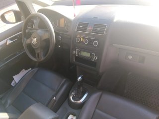 Volkswagen Touran 2011
