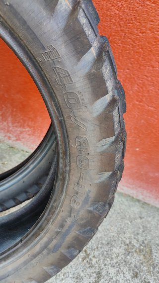 Ruedas 90/90/21 y 140/80/18