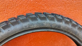 Ruedas 90/90/21 y 140/80/18