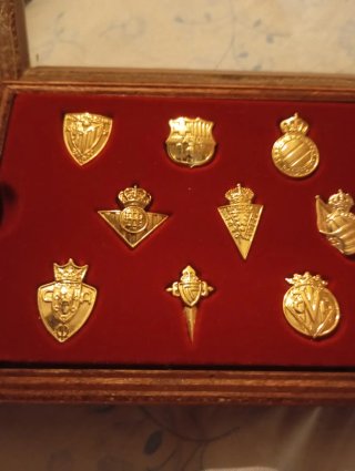 Colección pins fútbol 2003/04