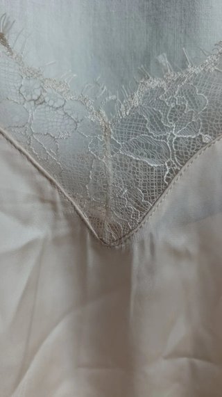 Top Zara encaje beige