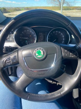 Skoda Superb 2012